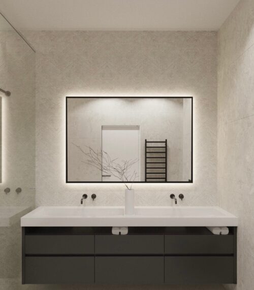 Keturkampis veidrodis su foniniu apšvietimu į sieną